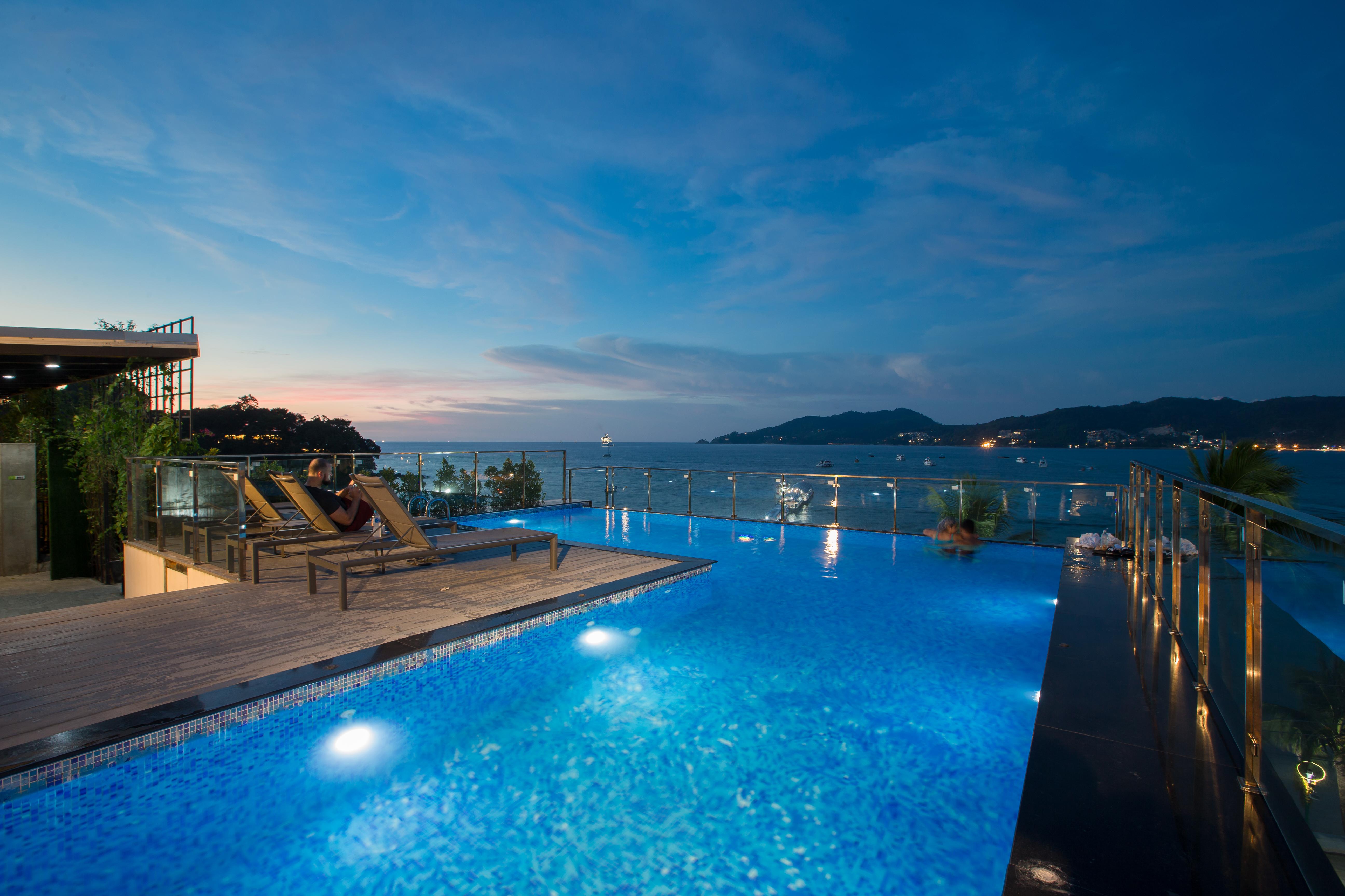 Patong Signature Boutique Hotel Exterior foto