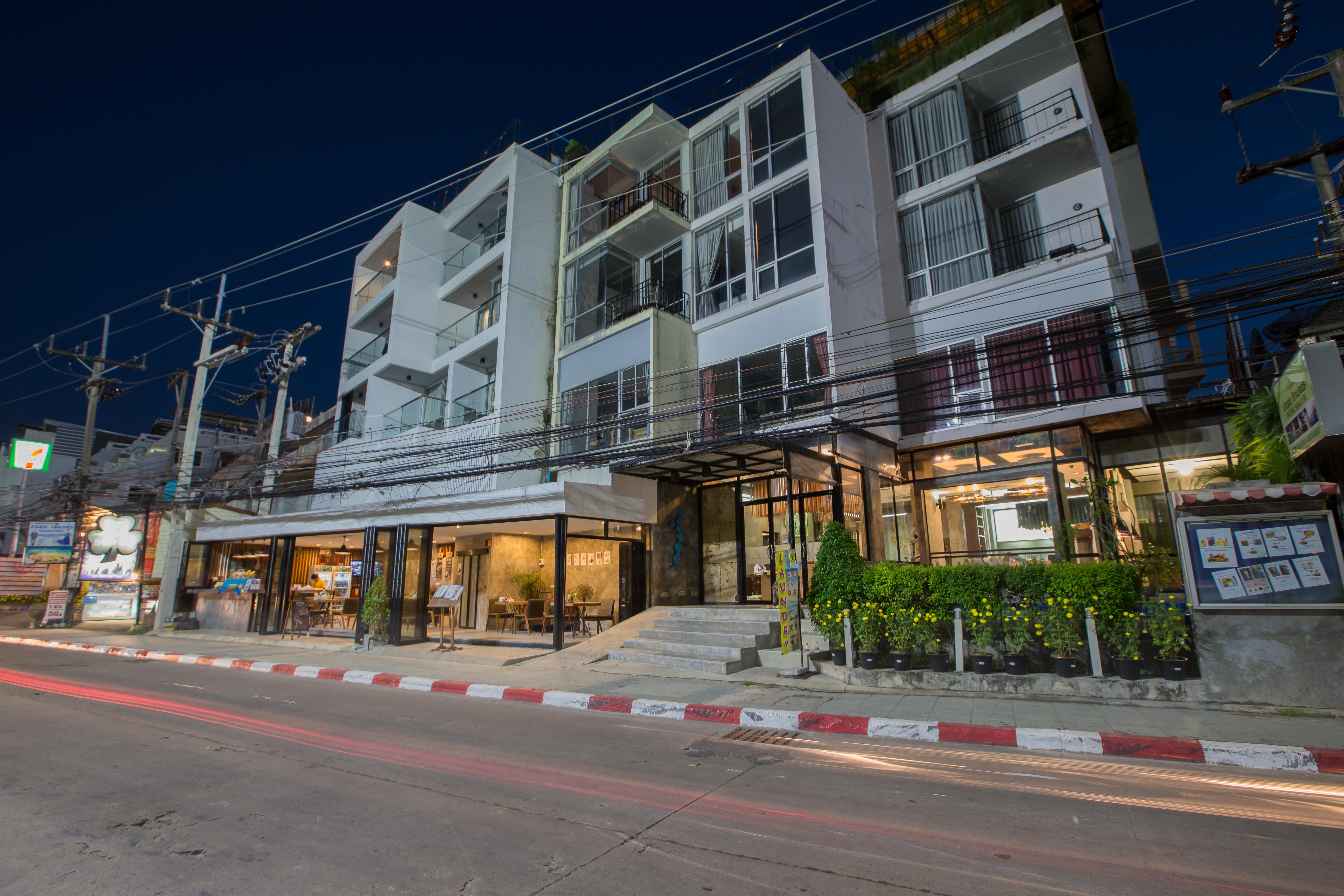 Patong Signature Boutique Hotel Exterior foto