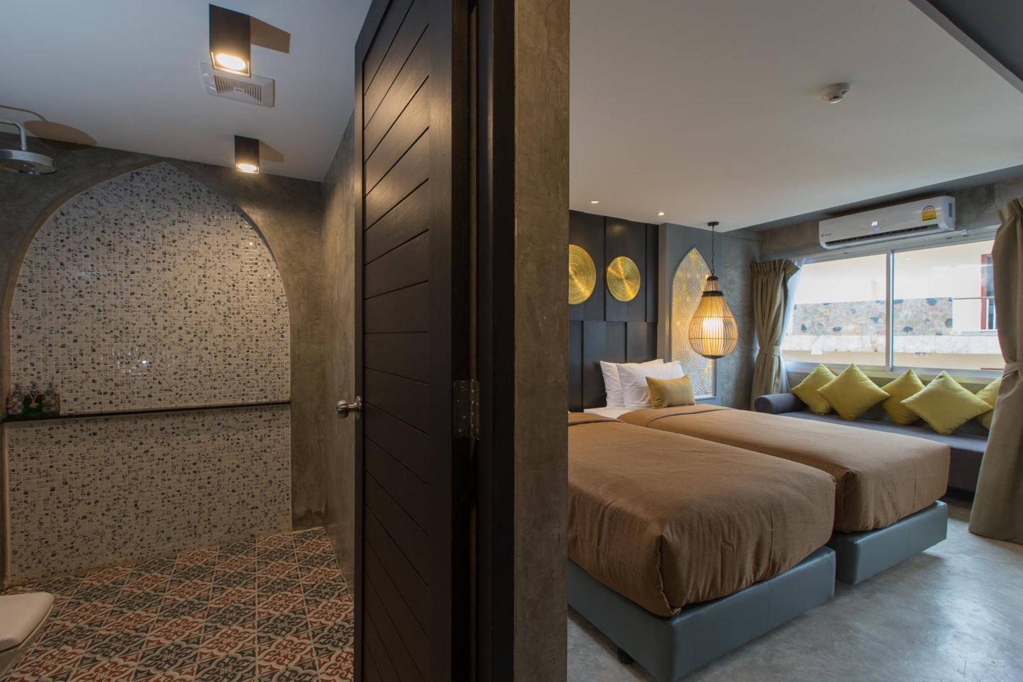 Patong Signature Boutique Hotel Exterior foto