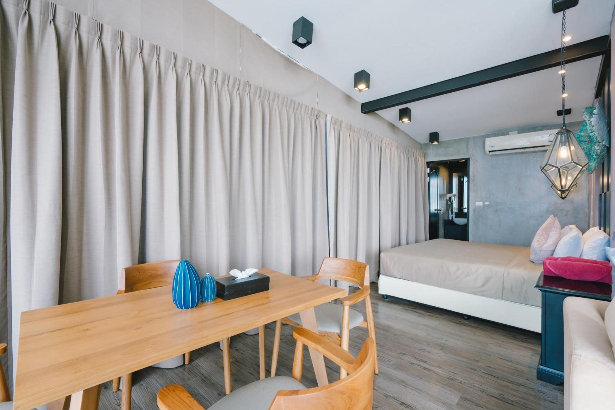 Patong Signature Boutique Hotel Habitación foto