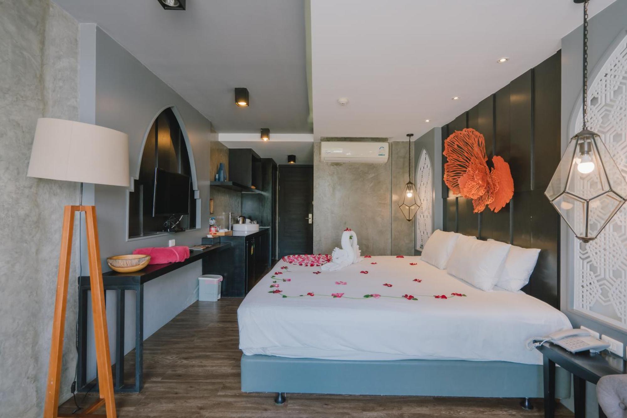 Patong Signature Boutique Hotel Habitación foto